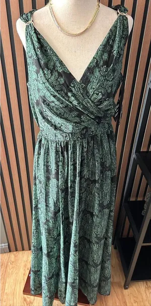Kate and Lilly green maxi dress size 6 beach dinner wear thumbnail 1