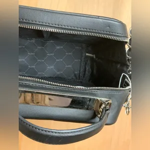 Aldo Black Faux Leather Crossbody Camera Bag. Modern Hardware thumbnail 7