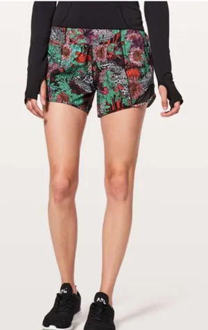Lululemon Hotty Hot Short II Long 4" Zen Garden Multi Floral 2 thumbnail 1
