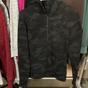 12. Lululemon Scuba Hoodie *Light Cotton Fleece Heritage 365 Camo Deep Coal Mult thumbnail 1