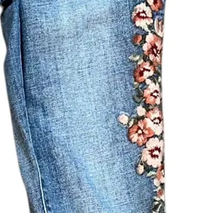 Abercrombie & Fitch Simone‎ High Rise Ankle Denim Jeans Embroidered Floral 26/2 thumbnail 4