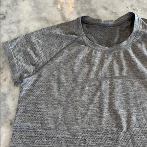 Lululemon Swiftly Tee Gray Size 10 thumbnail 4
