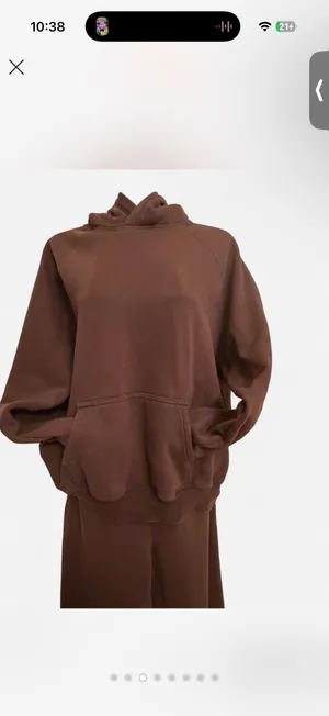 Aritzia hoodie and jogger sweatpants thumbnail 3