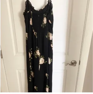 Reformation midi dress thumbnail 4
