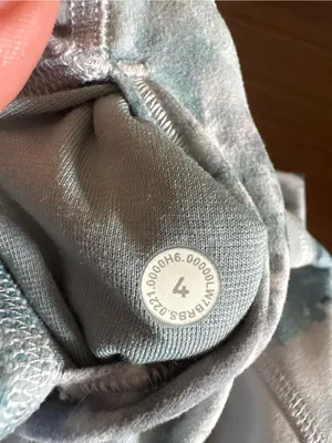 lululemon athletica Blue-Grey Tie-Dye Bike Shorts thumbnail 4