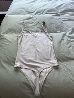 Babaton Aritzia Bodysuit Contour thumbnail 2