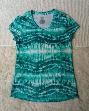 Danskin Now Women's T-Shirt Green/White Tie Dye Size Small thumbnail 1