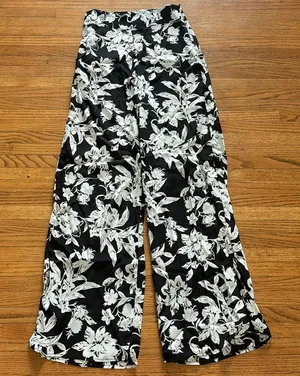 Flynn Skye floral patterned pants thumbnail 1