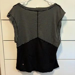 Lululemon Get Sweat Tee Silver Stripe Black Slate / Black thumbnail 3