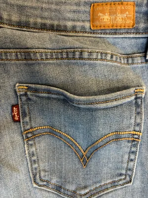 Levi’s Jeans Skinny Low-Rise thumbnail 1
