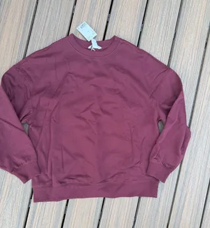 NWT Oversized H&M Women's Burgundy Crewneck Sweater thumbnail 1