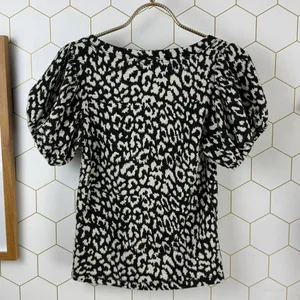 Free People No Type Top Black Leopard Print Puff Sleeve Top - Size - XS thumbnail 4
