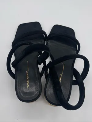 Internationally Black Strappy Sandals with Sculpted Wooden Heel thumbnail 3