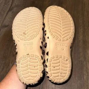 Crocs leopard spot rubber washable slip in W7 ortho clogs thumbnail 3
