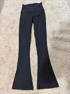 Groove Nulu High-Rise Flared Pant by Lululemon size 4 EUC thumbnail 4