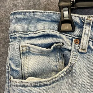 OLD NAVY Jeans Women's Size 18 Blue Denim Distressed OG High‎ Rise Straight Leg thumbnail 12