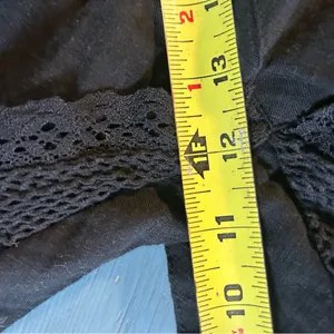 Old Navy Black Cotton Lace Tank Top, Size L thumbnail 7