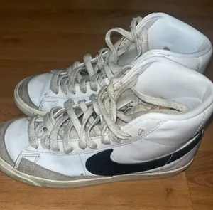 Nike blazers thumbnail 1