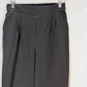 Lululemon Keep Moving Pant 7/8 High Rise Black W5CUYS Size 6 Pleated Tapered thumbnail 4