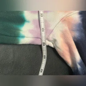 Wildfox large tiedye hooded kangaroo pocket sweatshirt thumbnail 11