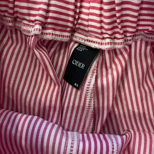 Cider Pink and White Striped Casual Pants thumbnail 4