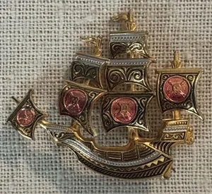 Vintage Damascene Gold And Red Pirate Ship Pin Stamped Spain thumbnail 1