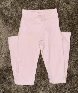 Brand New Musera Soft Pink Leggings Size Small thumbnail 1