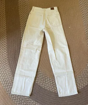 Urban Outfitters BDG High Rise Baggy White Jeans thumbnail 3