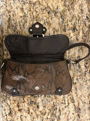 Bag Brown Textured faux Leather Shoulder Bag with Buckle Detail thumbnail 7