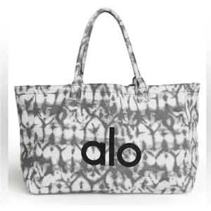 Alo Yoga Iconic Shopper Tote in a gray tie-dye cotton canvas material thumbnail 2