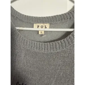 POL Follow Your Heart Embroidered Knit Sweater‎ Vest GreyWomens Large thumbnail 3