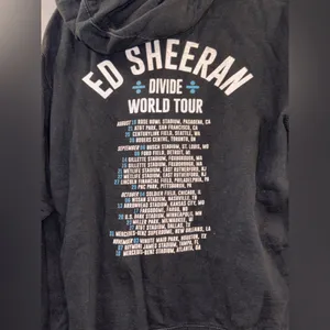 Ed Sheeran divide world tour merch Black Hoodie size med concert music thumbnail 3