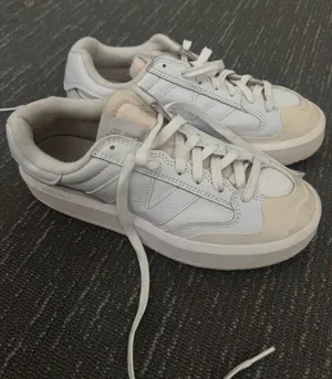 New Balance Shoes thumbnail 1
