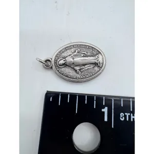 Silver‎ Tone Miraculous Medal Virgin Mary Pendant Vintage Catholic Charm thumbnail 3