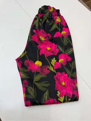 Alice + Olivia Black Jogger Pants with Pink & Green Floral Print size XS thumbnail 7