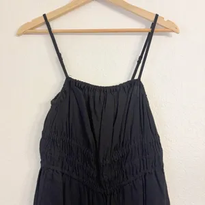 Old Navy Linen Blend Jumpsuit Medium Minimalist Smocked Wide‎ Leg Ankle Black thumbnail 3