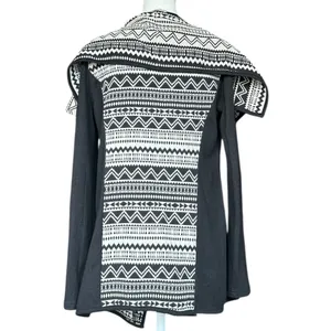 Gianni Bini Black and White Aztec Print Cardigan Blazer Sz‎ S thumbnail 3