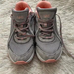 Ryka Sky Walk Trail Women's Gray and‎ Pink Paloma Sneakers Size US 7.5M thumbnail 2
