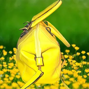 Beautiful yellow satchel purse with shoulder straps!! thumbnail 6