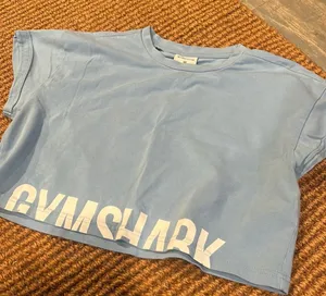 Gymshark‎ Cropped T-Shirt thumbnail 1