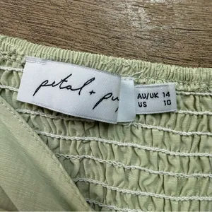 Petal & Pup Celine Top Puff Sleeve Tie Front Blouse in Green Women’s Size 10 thumbnail 6