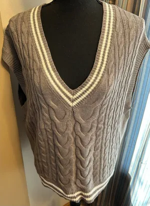 wild fable grey Cable-Knit V-Neck Sweater Vest with Ivory Trim thumbnail 1