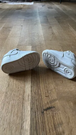Toddler Air Force 1 size 4 thumbnail 4