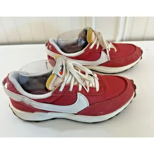 Nike Waffle Debut Vintage Suede Women 8.5 Red‎ White Shoes Athletic DX2931-600 thumbnail 5
