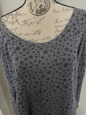 Lucky Brand Large Blue Gray Star-Print Scoop Neck Long Sleeve Tunic thumbnail 2
