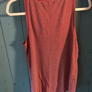 Old Navy Red Striped Sleeveless Top | Size Large thumbnail 3