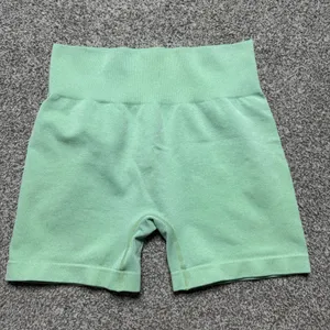 Workout biker short Green Size L thumbnail 1