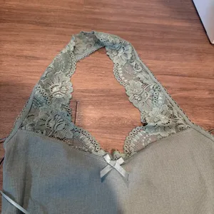Halter Target Top Green thumbnail 3