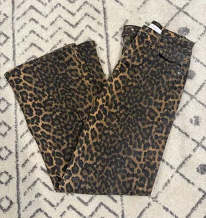 Q2 Leopard Jeans Brown Size XS thumbnail 1