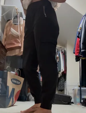 Old Navy Joggers thumbnail 3